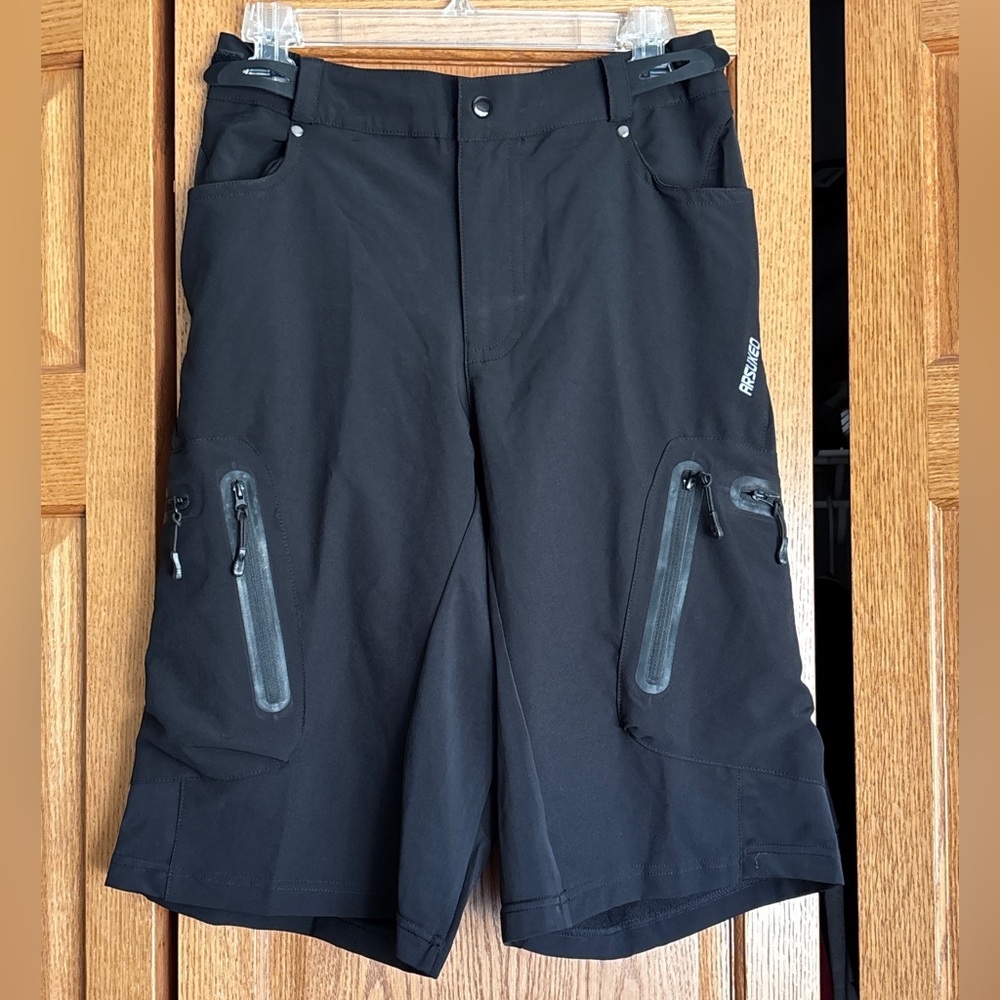 Black ARSUXEO men’s cycling shorts size L, outdoors, sportswear, NWT